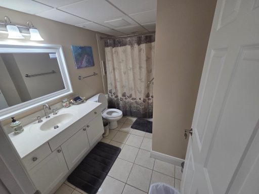 2nd bathroom